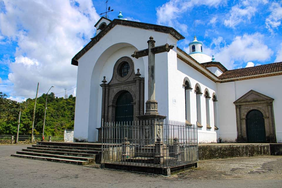 Iglesia_de_Belen.jpg